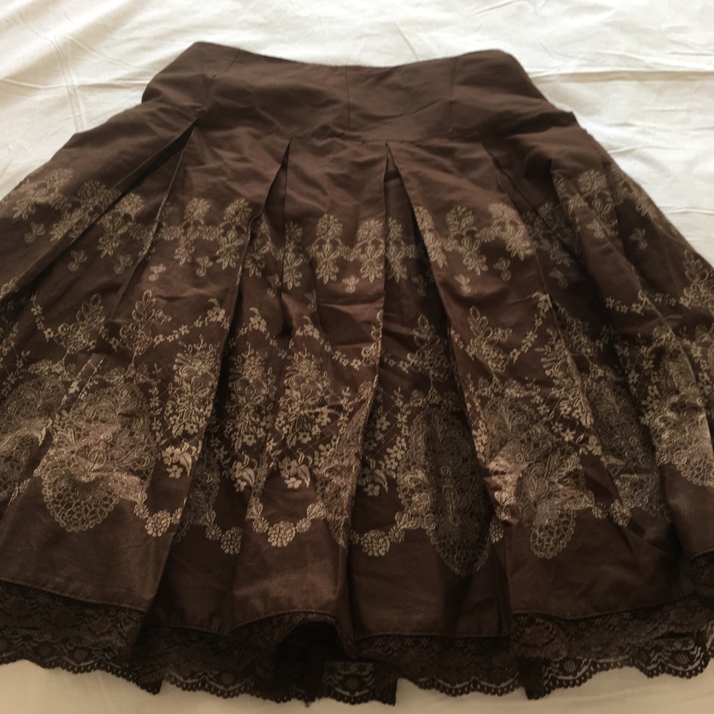 Brown twirl skirt. Runs large